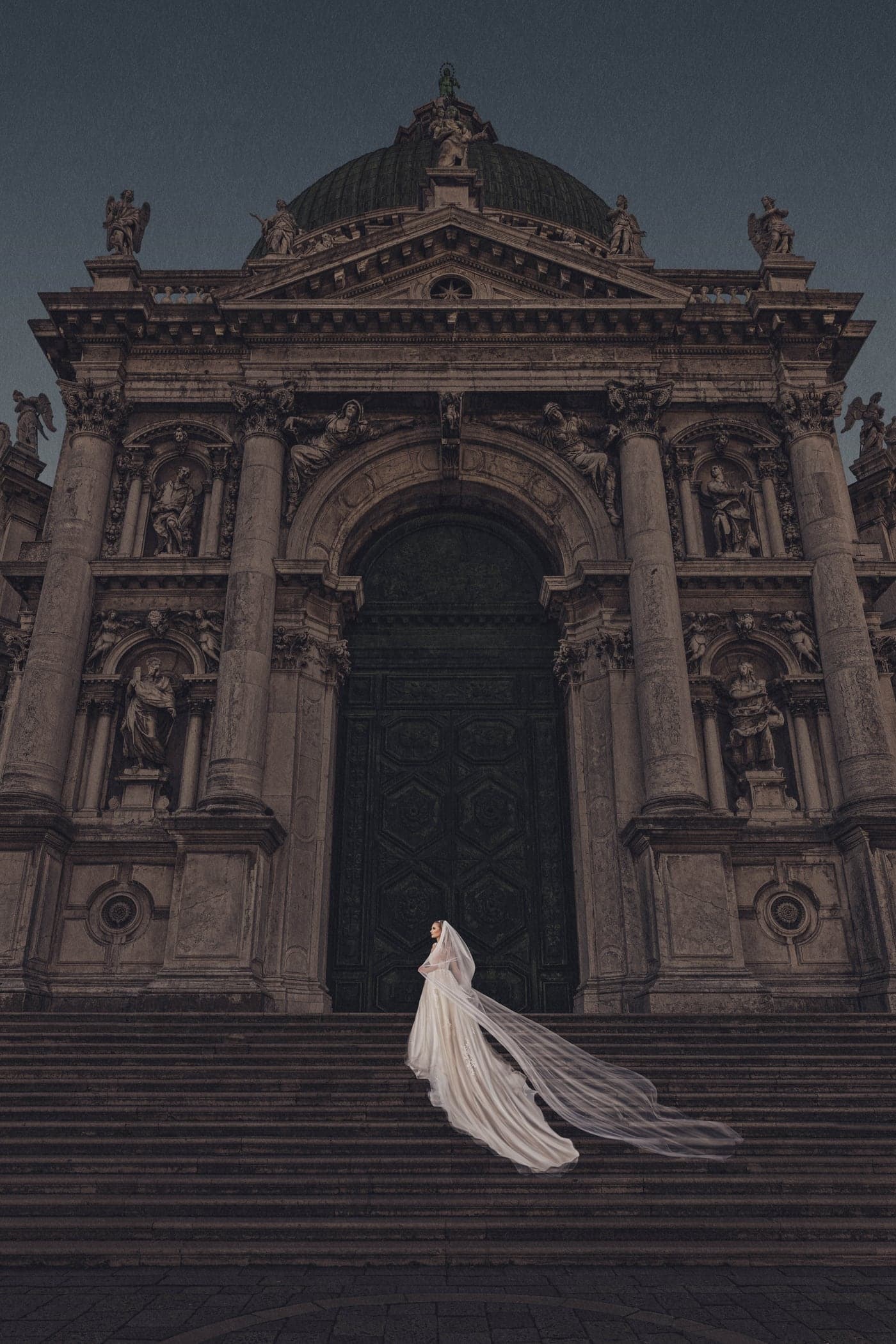 Destination wedding photography in Venice, Italy