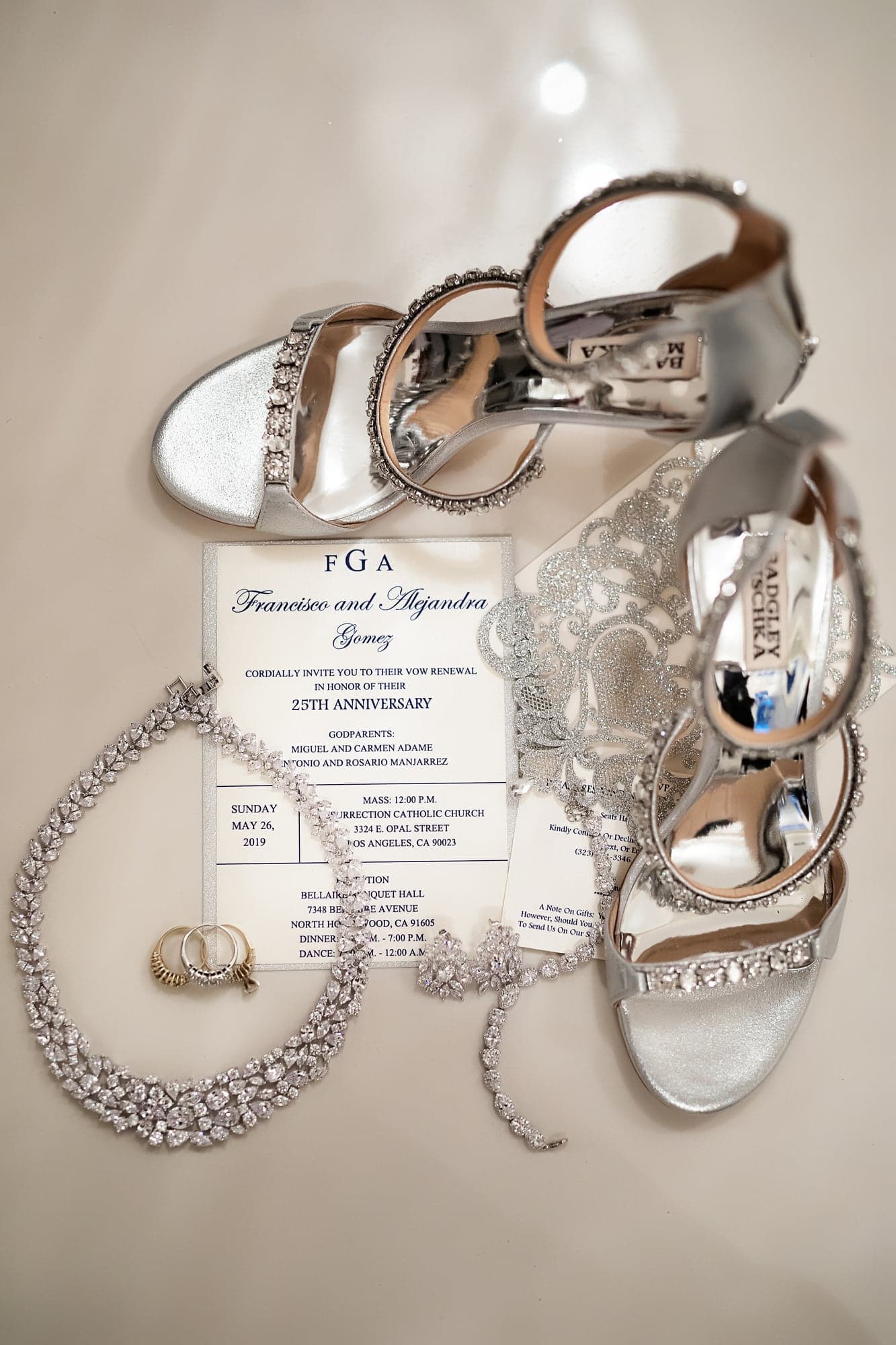 Invitation and rings for Francisco and Alejandra's 25th anniversary