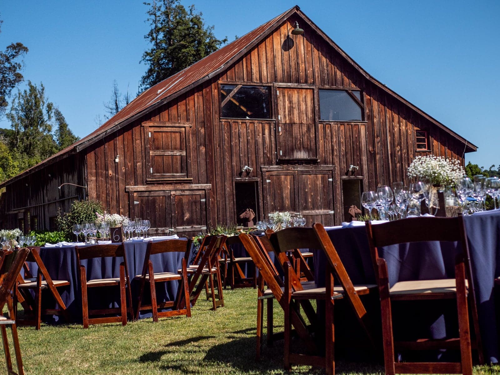 Rustic barn reception in Santa Cruz