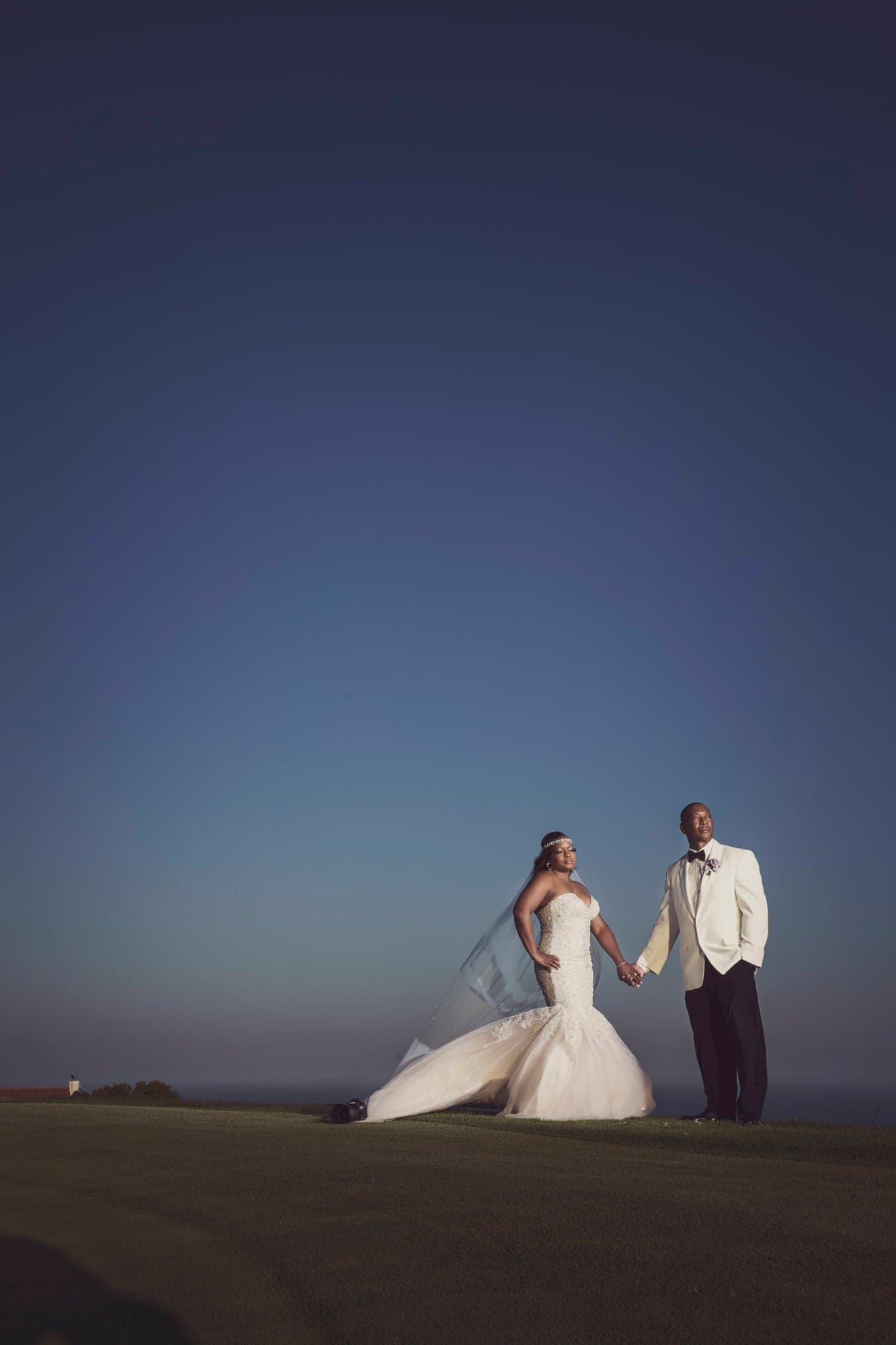 Newlywed portrait with Pacific Ocean views